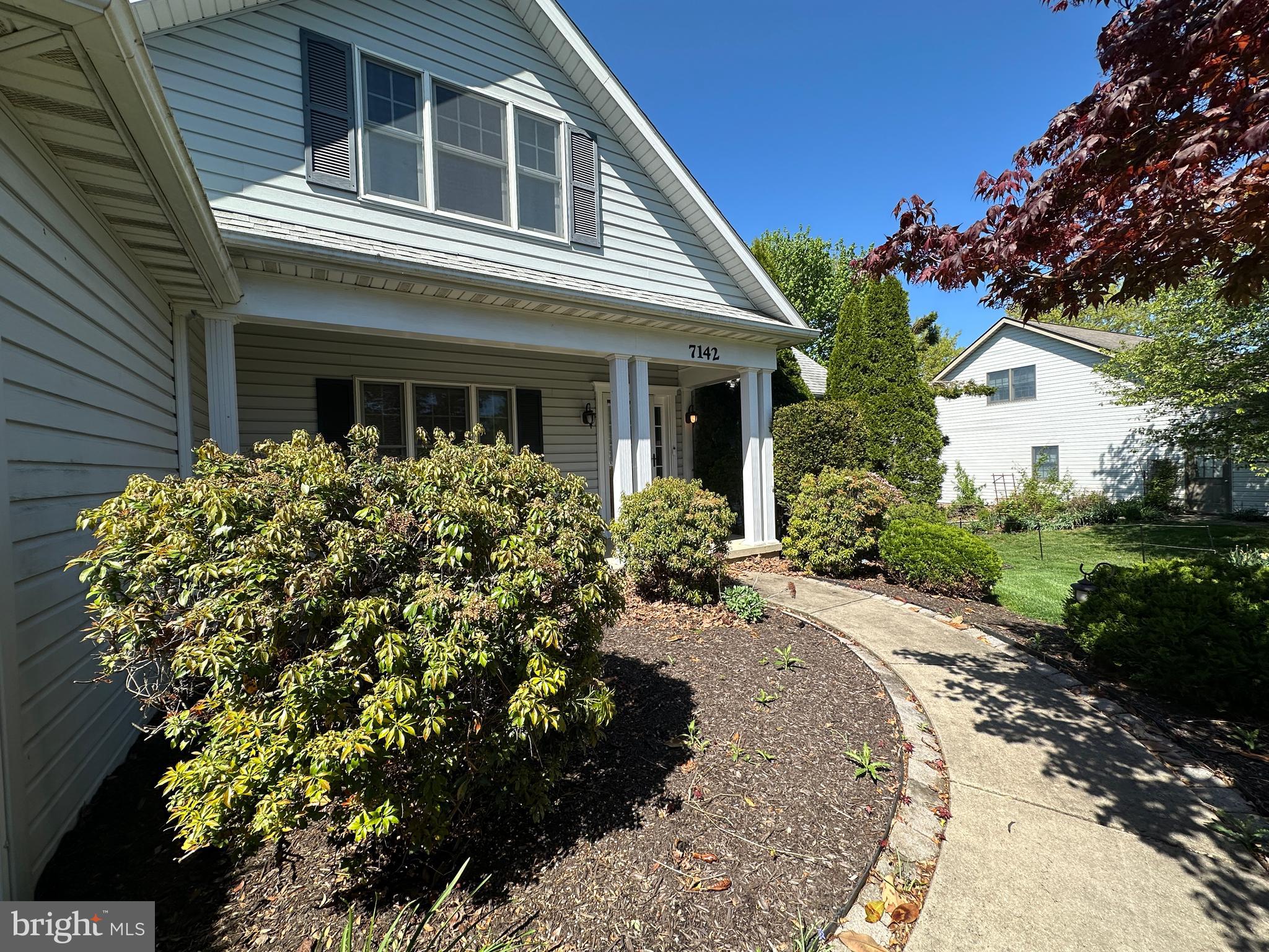 PENN NATIONAL ESTATES - Residential