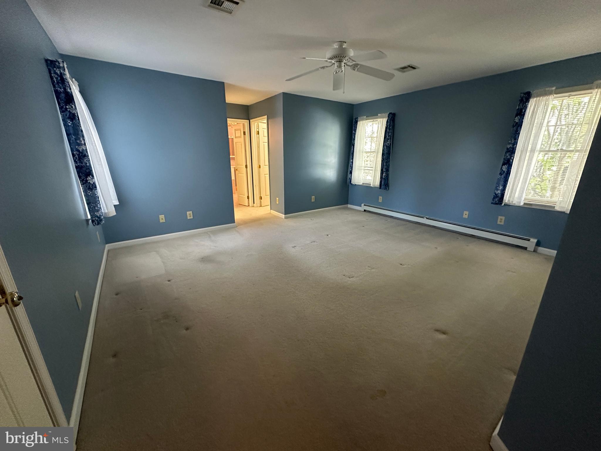 PENN NATIONAL ESTATES - Residential