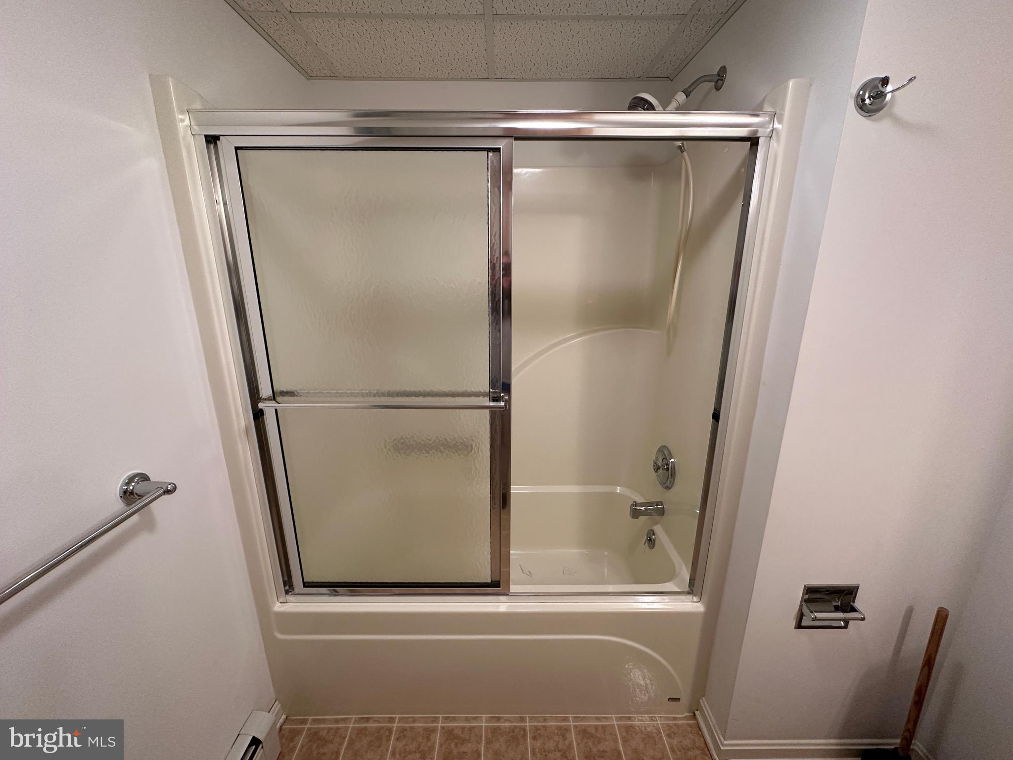 PENN NATIONAL ESTATES - Residential