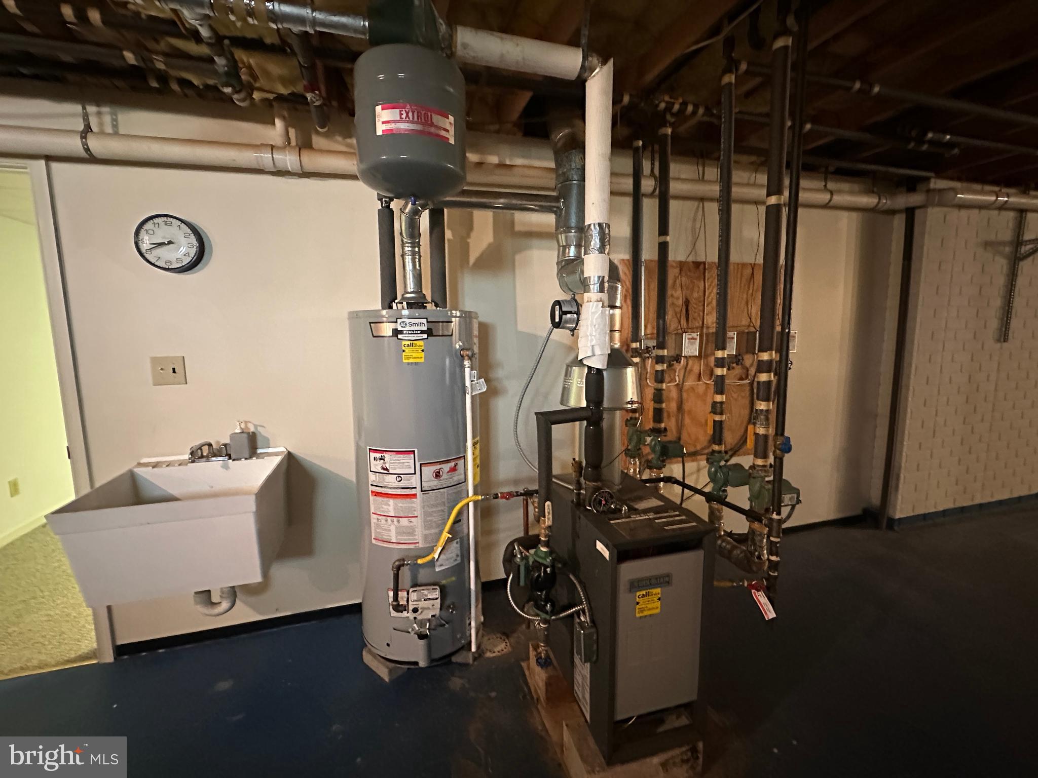 PENN NATIONAL ESTATES - Residential