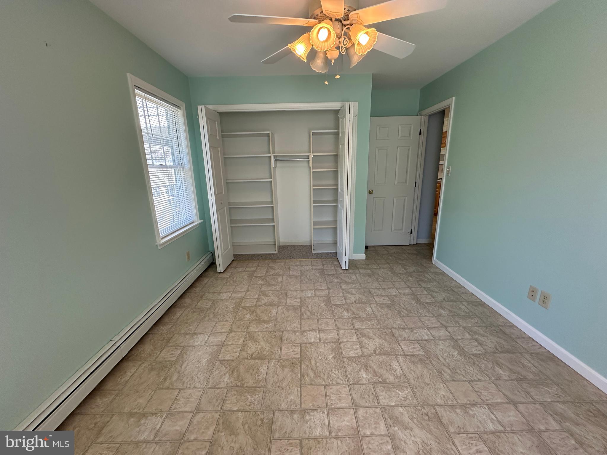 PENN NATIONAL ESTATES - Residential