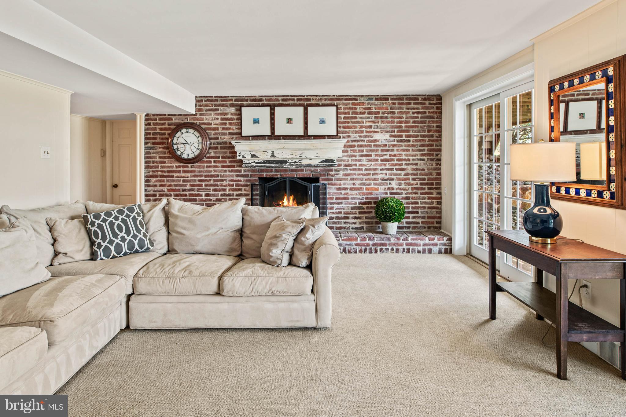 RADNOR HUNT - Residential