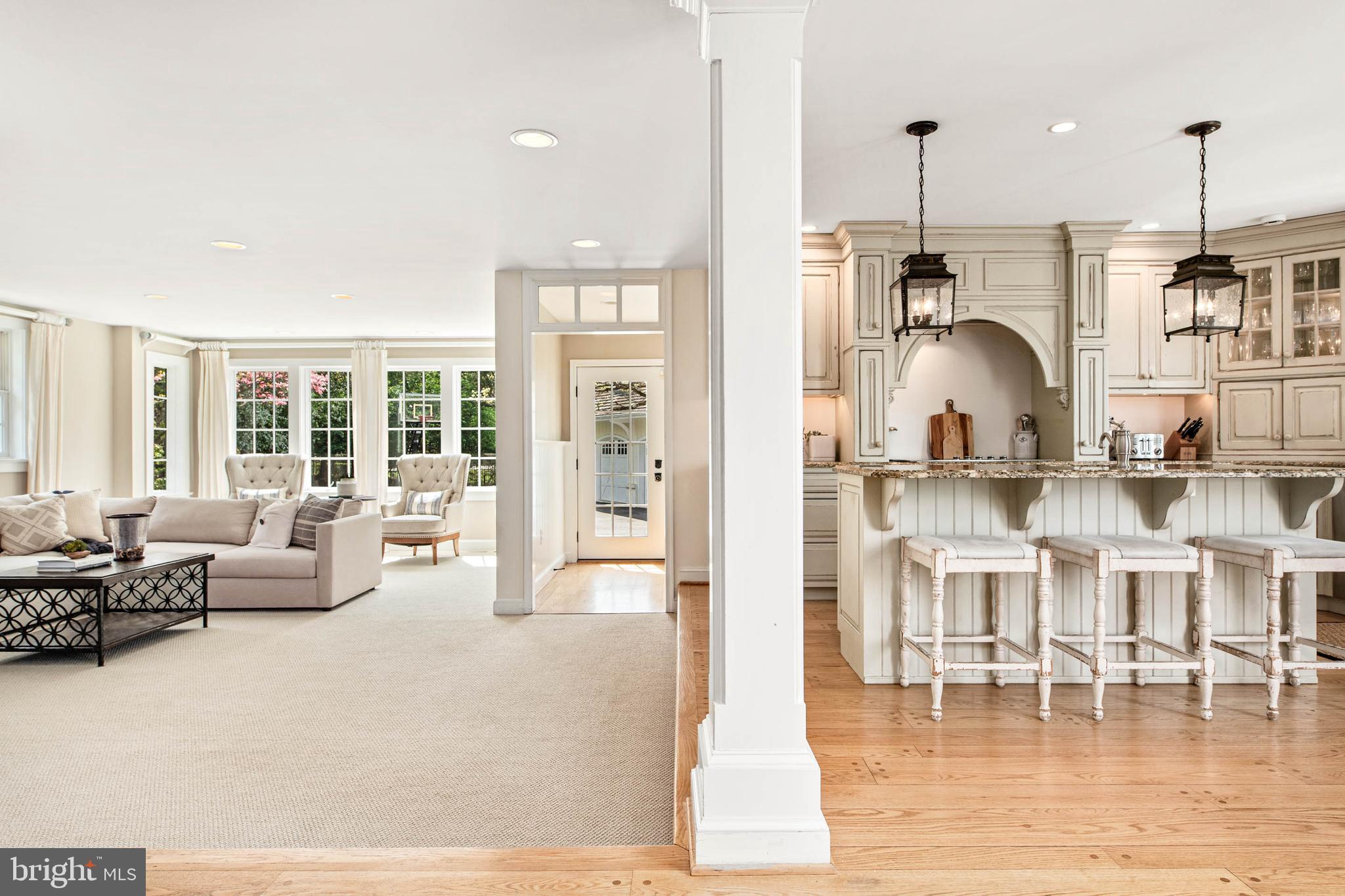 RADNOR HUNT - Residential