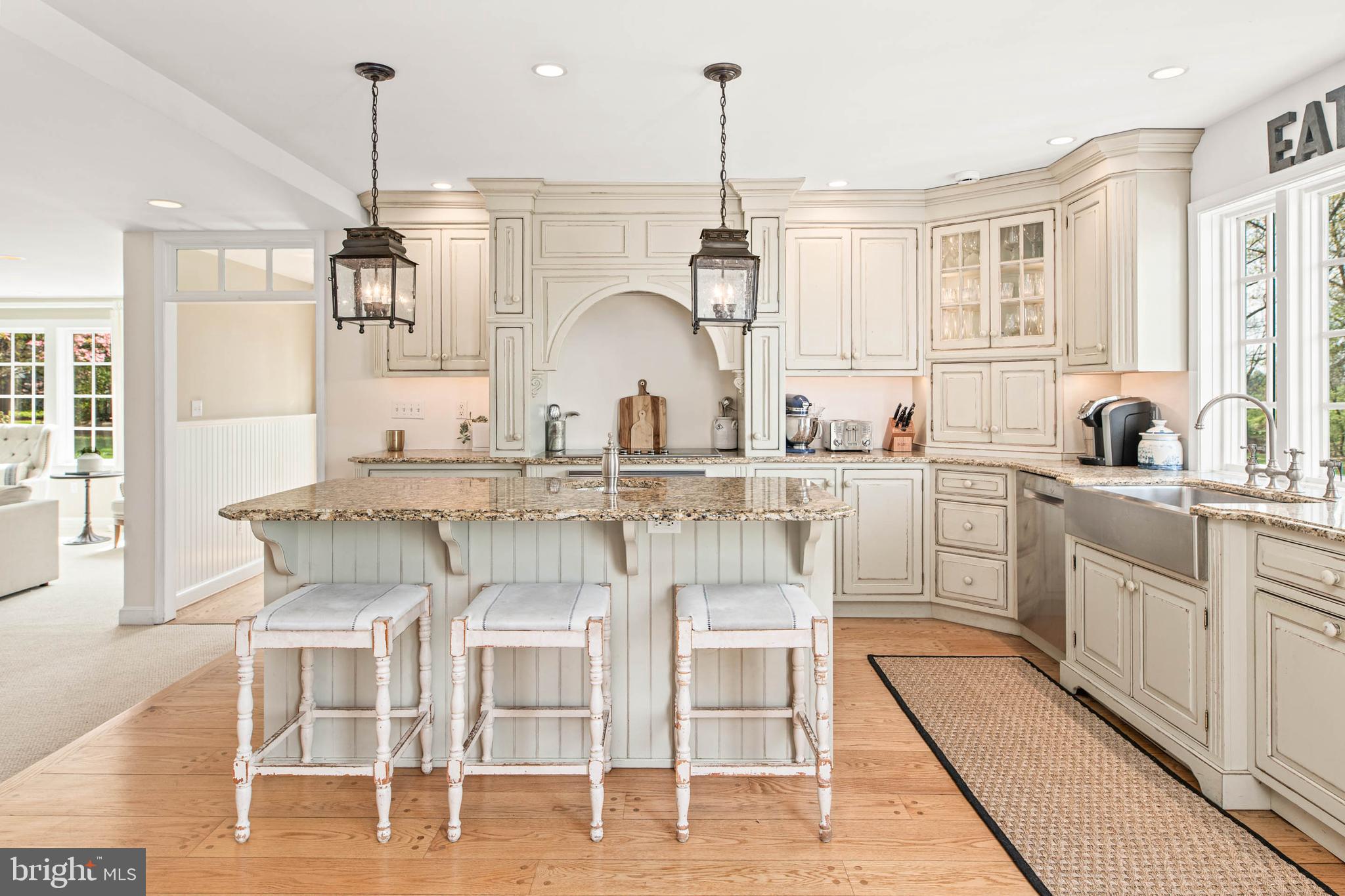 RADNOR HUNT - Residential