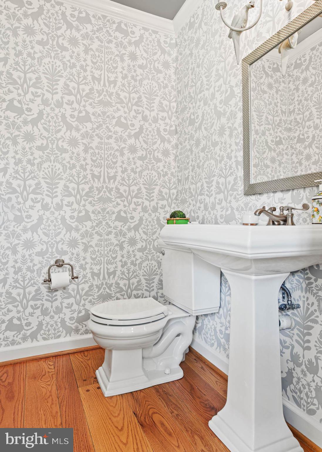 RADNOR HUNT - Residential