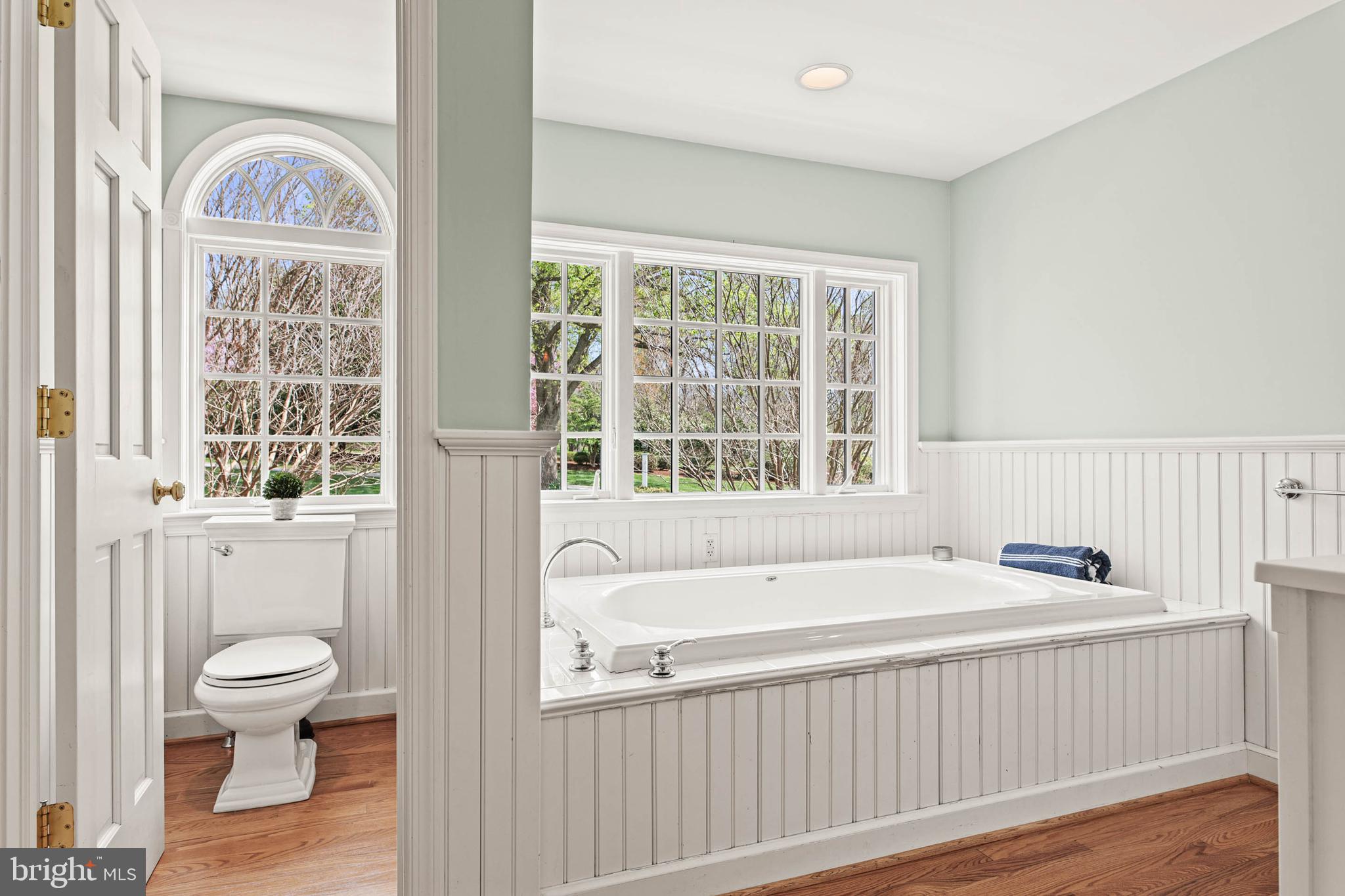 RADNOR HUNT - Residential