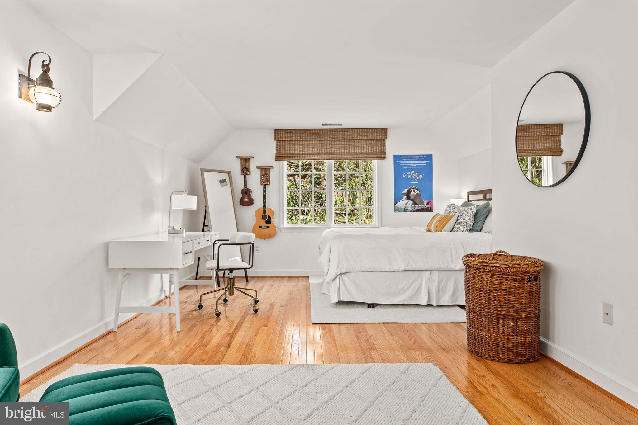 RADNOR HUNT - Residential