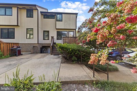 1808 WESTWIND WAY 79 MCLEAN VA 22102