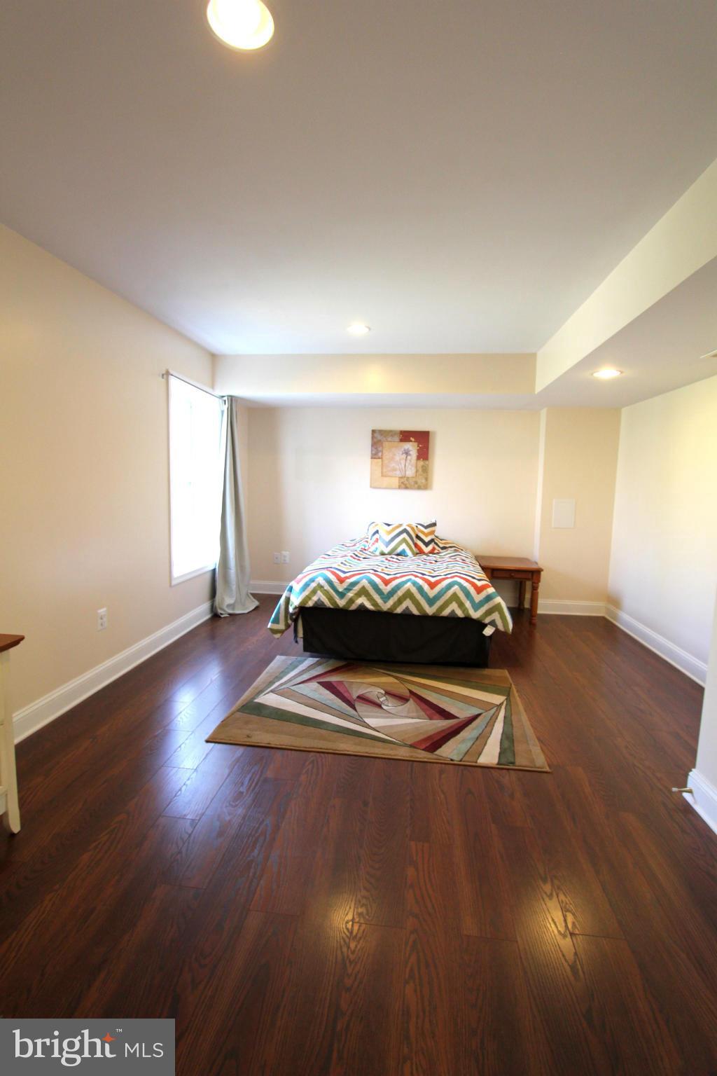 DAHLIA PARK OF WILDEWOOD - Residential Lease