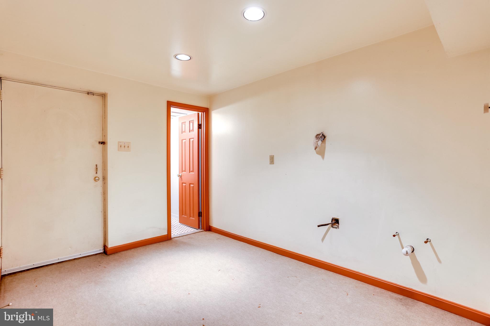 CATONSVILLE - Residential