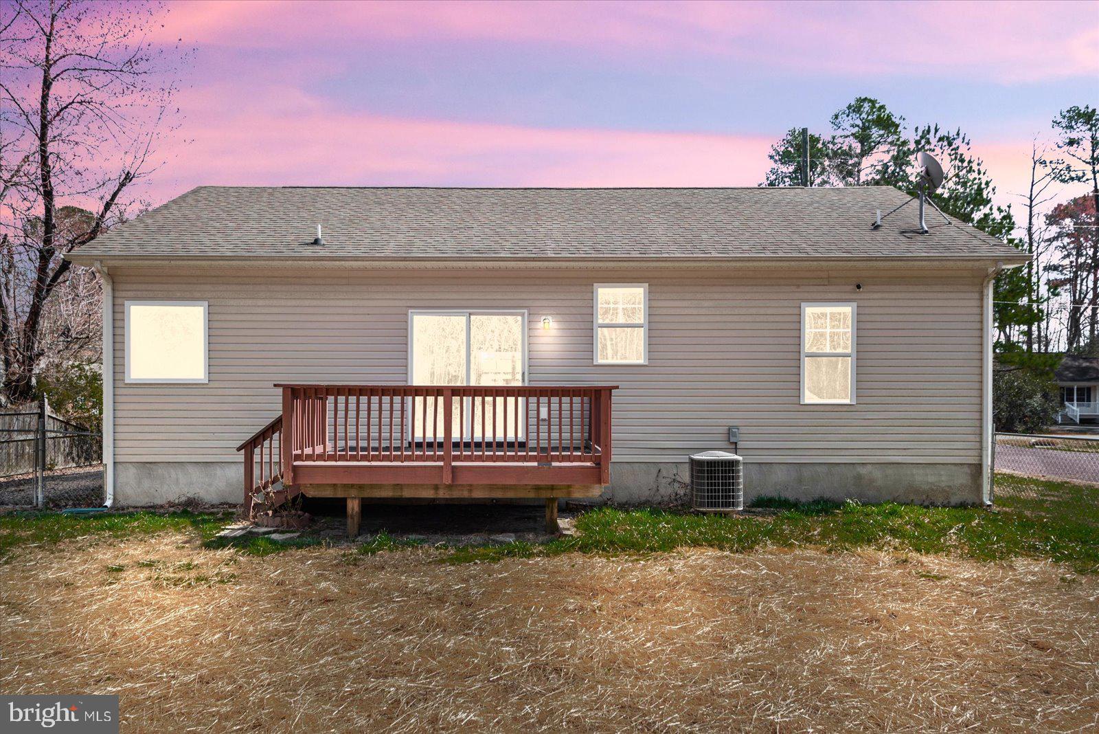 WESTMORELAND SHORES - Residential