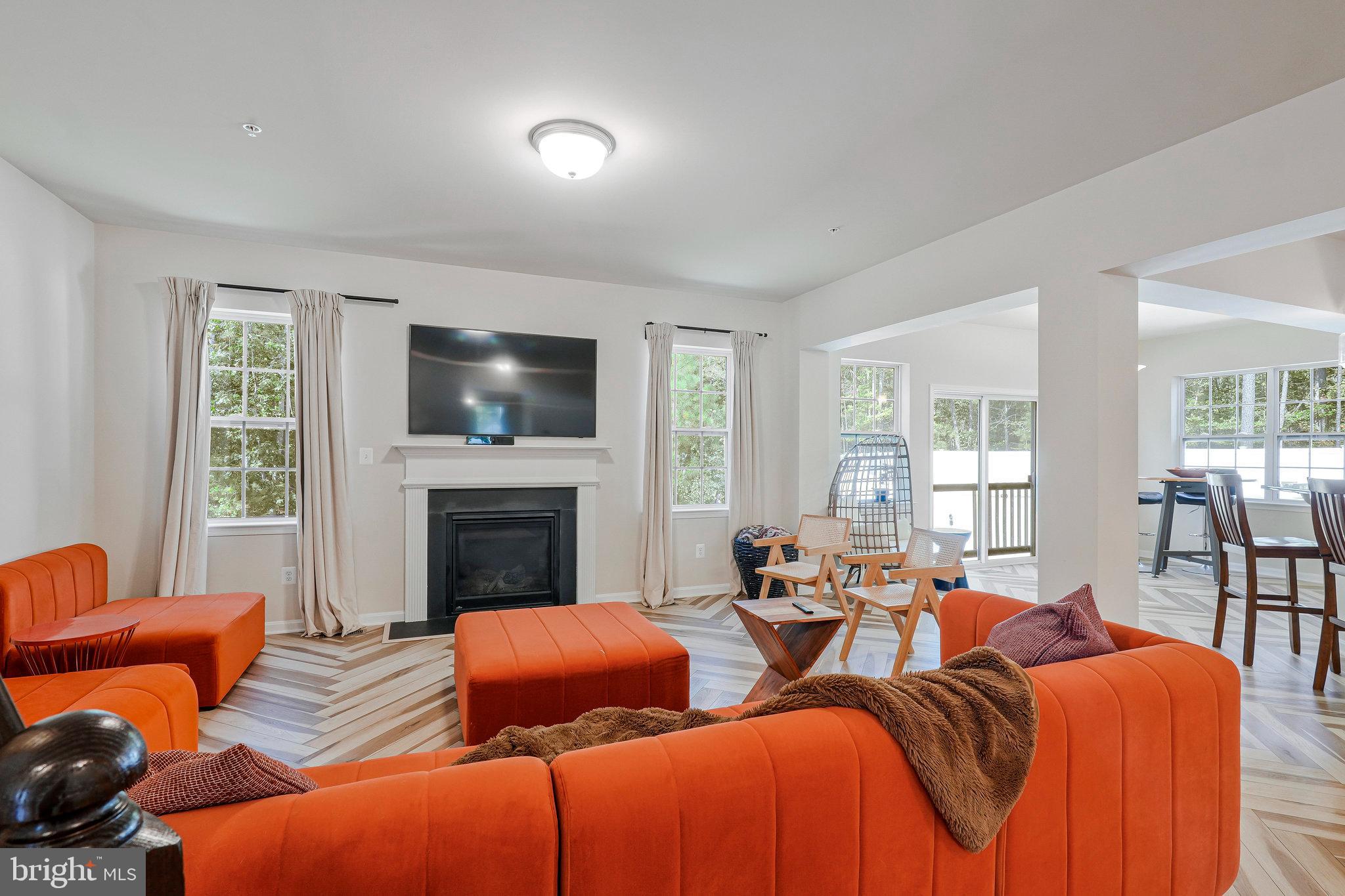 OLIVERS CROSSING - Residential