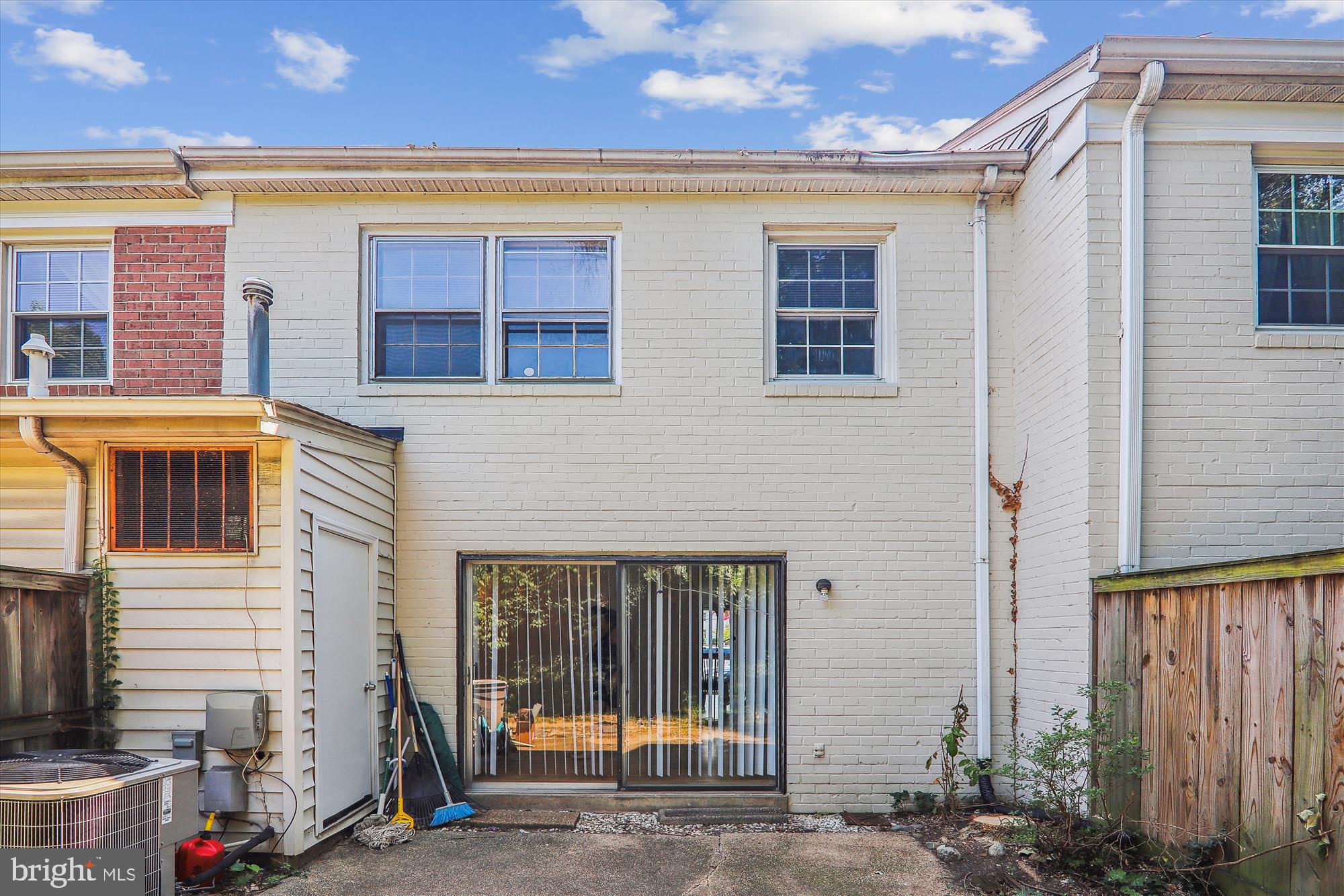 REGENT SQUARE - Residential