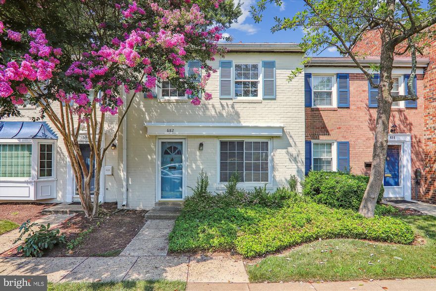 Gorgeous two-story condominium located in the Woodly Gardens neighborhood. This unit has been completely renovated, featuring new flooring and carpeting on the upper level. Fresh paint, new window blinds, and updated bathroom vanities throughout. The primary bedroom boasts a half bath, while a full bathroom is located in the hallway. The kitchen is equipped with new countertops, cabinets, and stainless steel appliances. Residents can enjoy the community pool, parks, proximity to bus stops, and various amenities. Additional storage space is available. The seller is highly motivated to sell, so act quickly before this opportunity slips away!