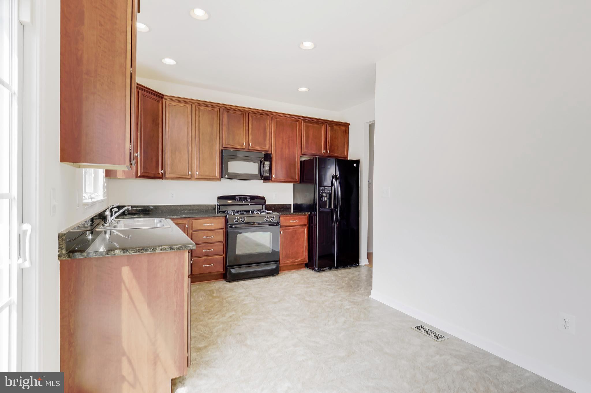 AMBERLEA AT SOUTH RIDING - Residential