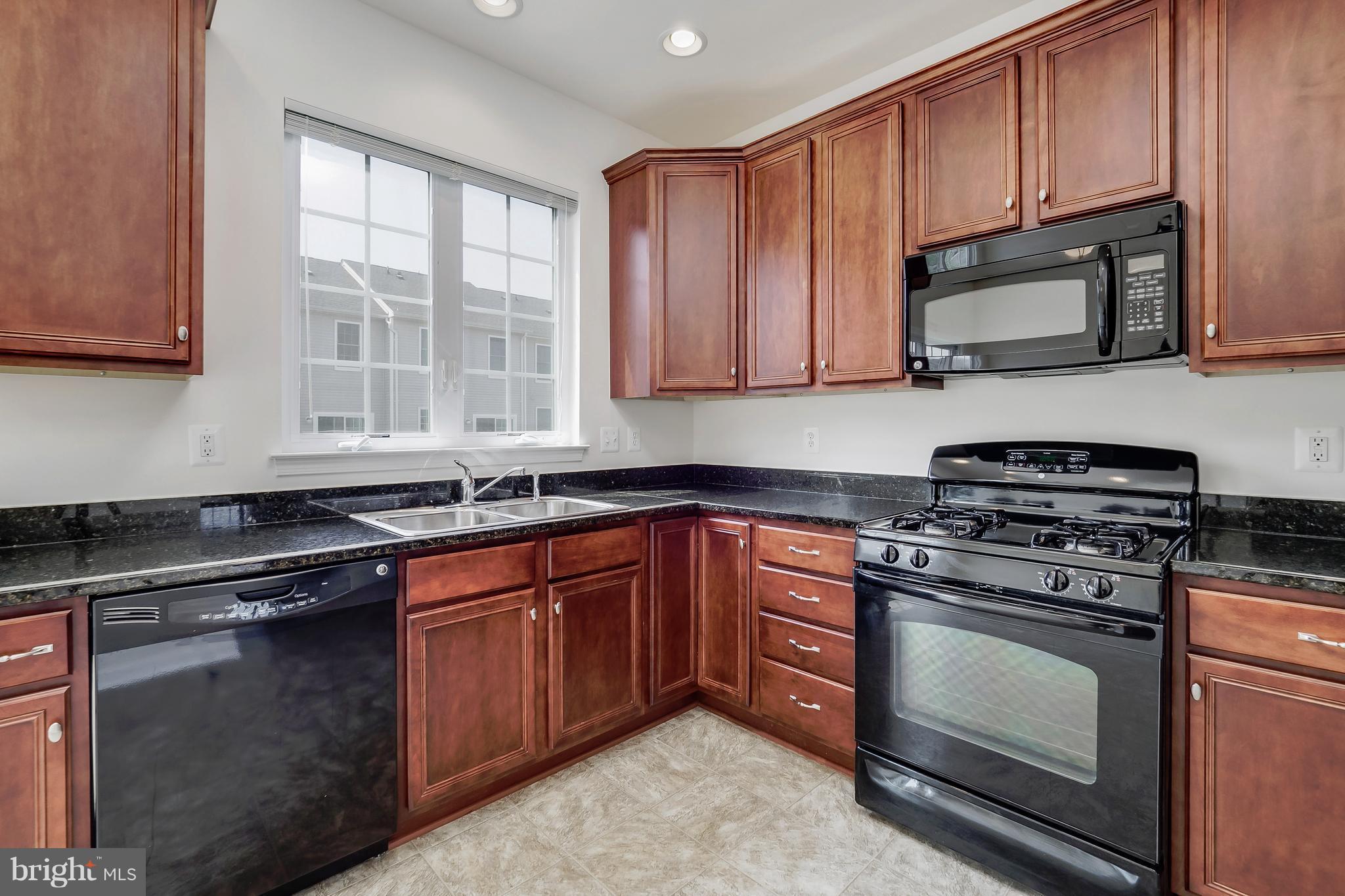 AMBERLEA AT SOUTH RIDING - Residential