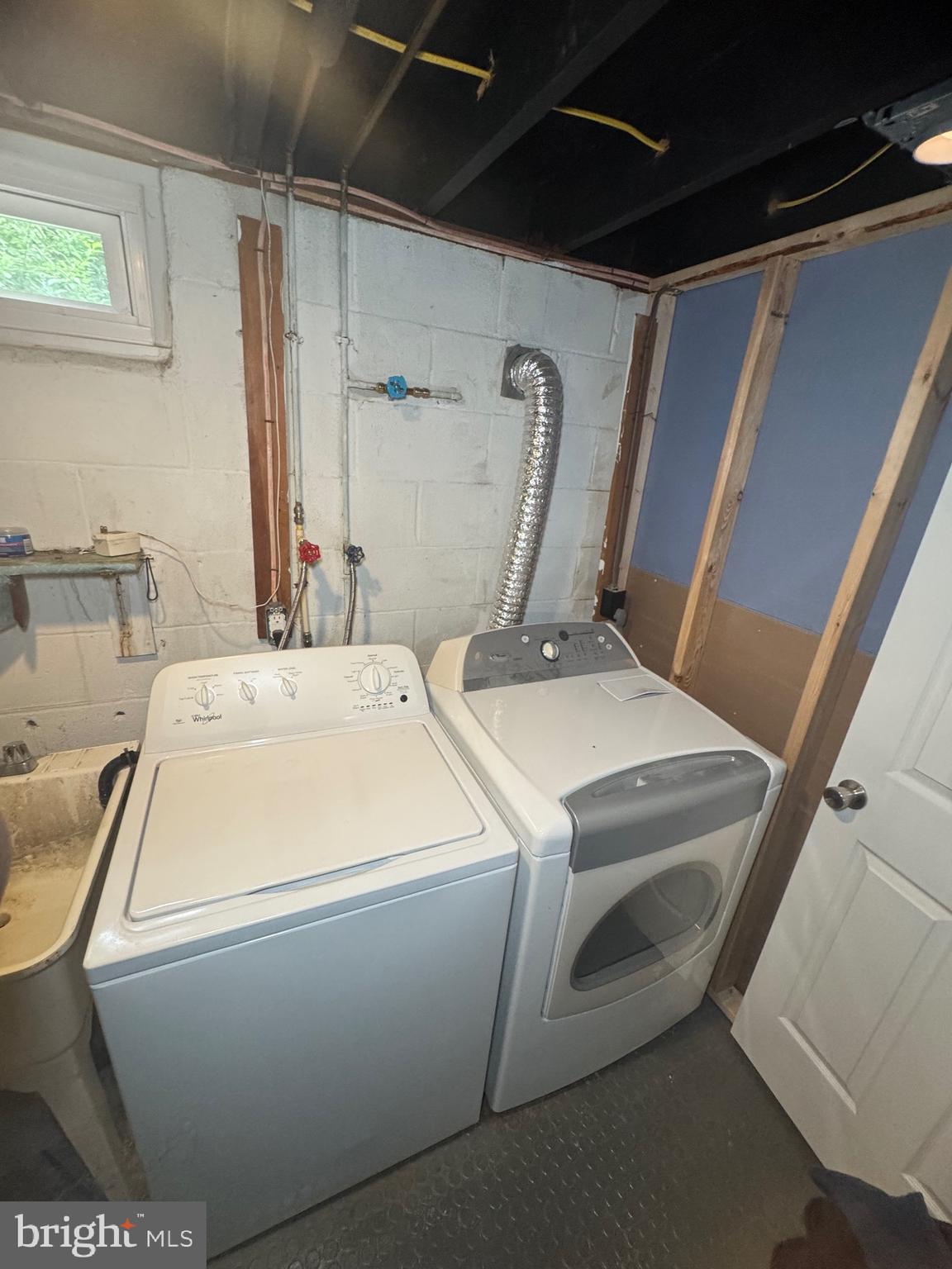 PARKE WEST - Residential Lease