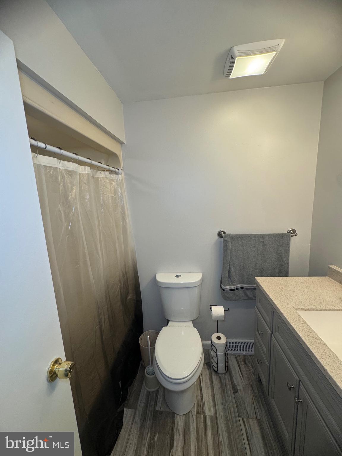 PARKE WEST - Residential Lease