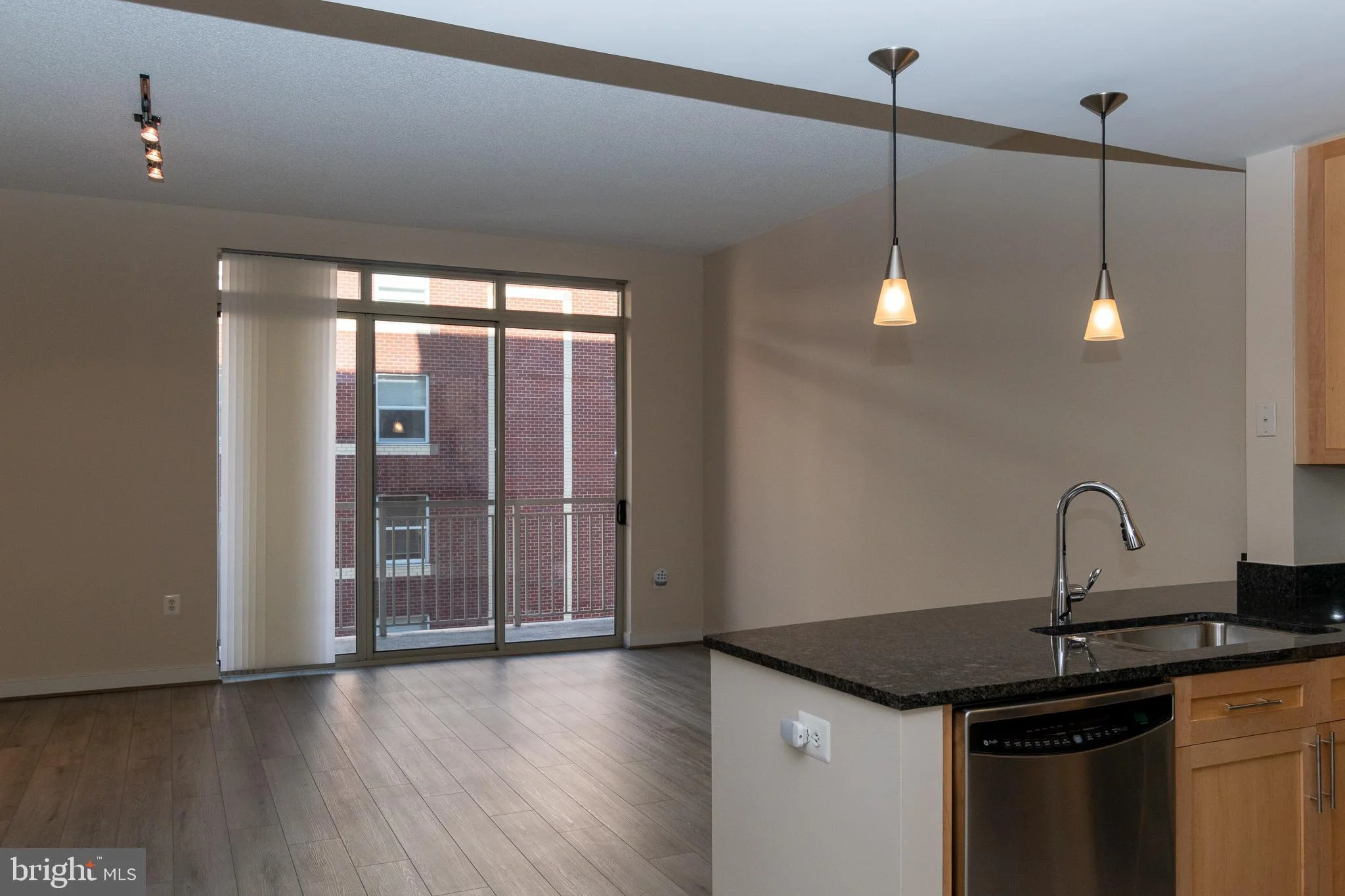 820 N Pollard Street Unit 612