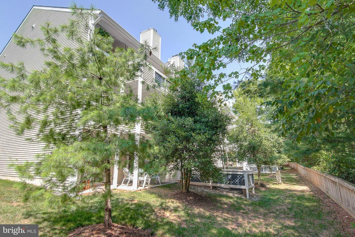 GRAYS POINTE - Residential