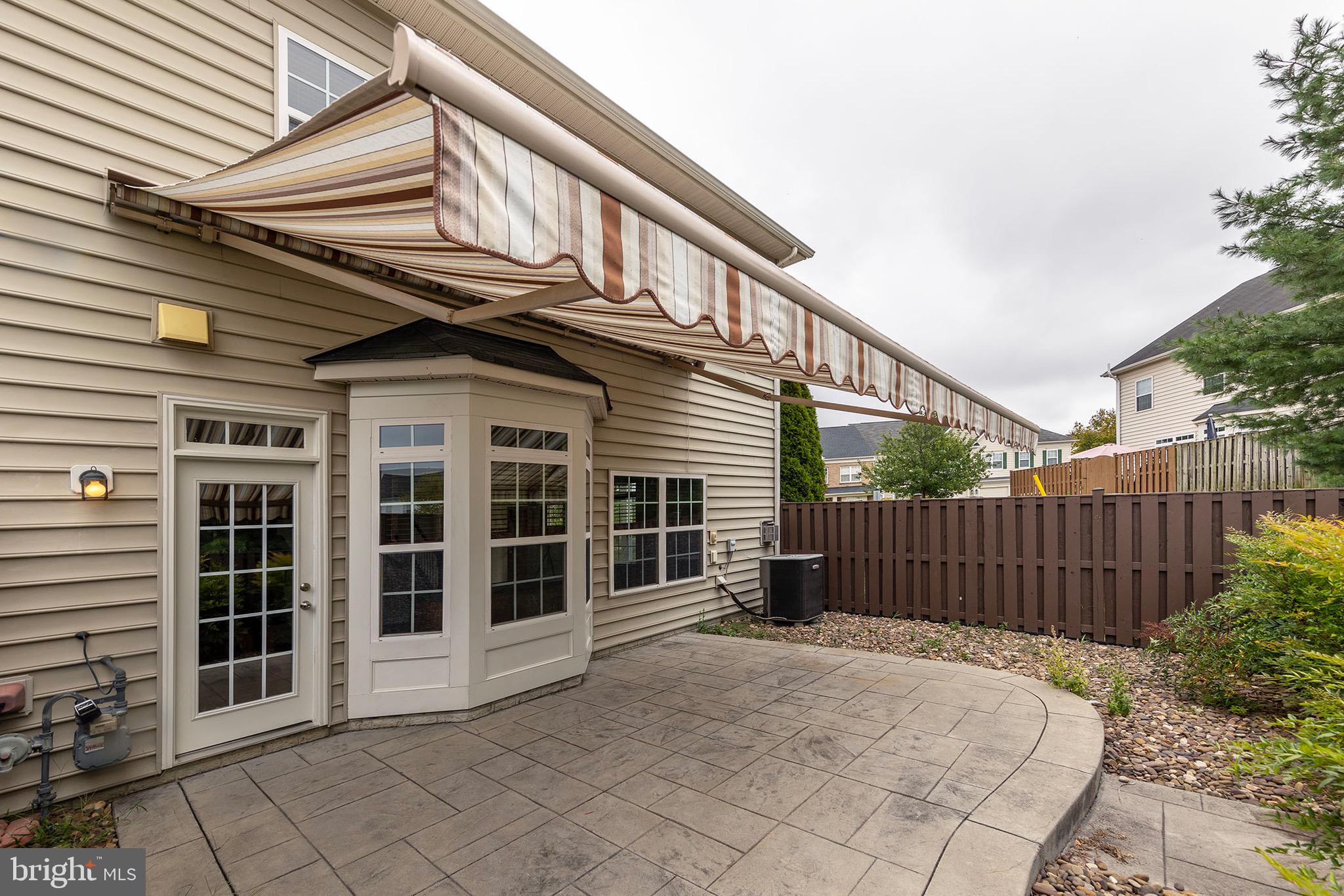 WAKELAND MANOR - Residential