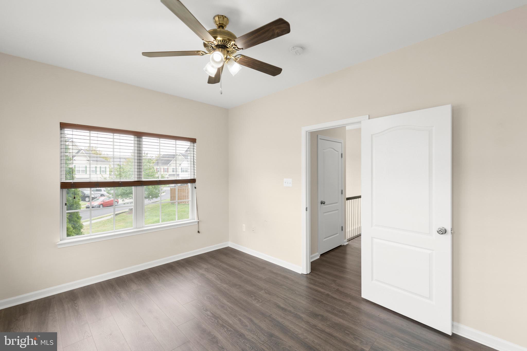 WAKELAND MANOR - Residential