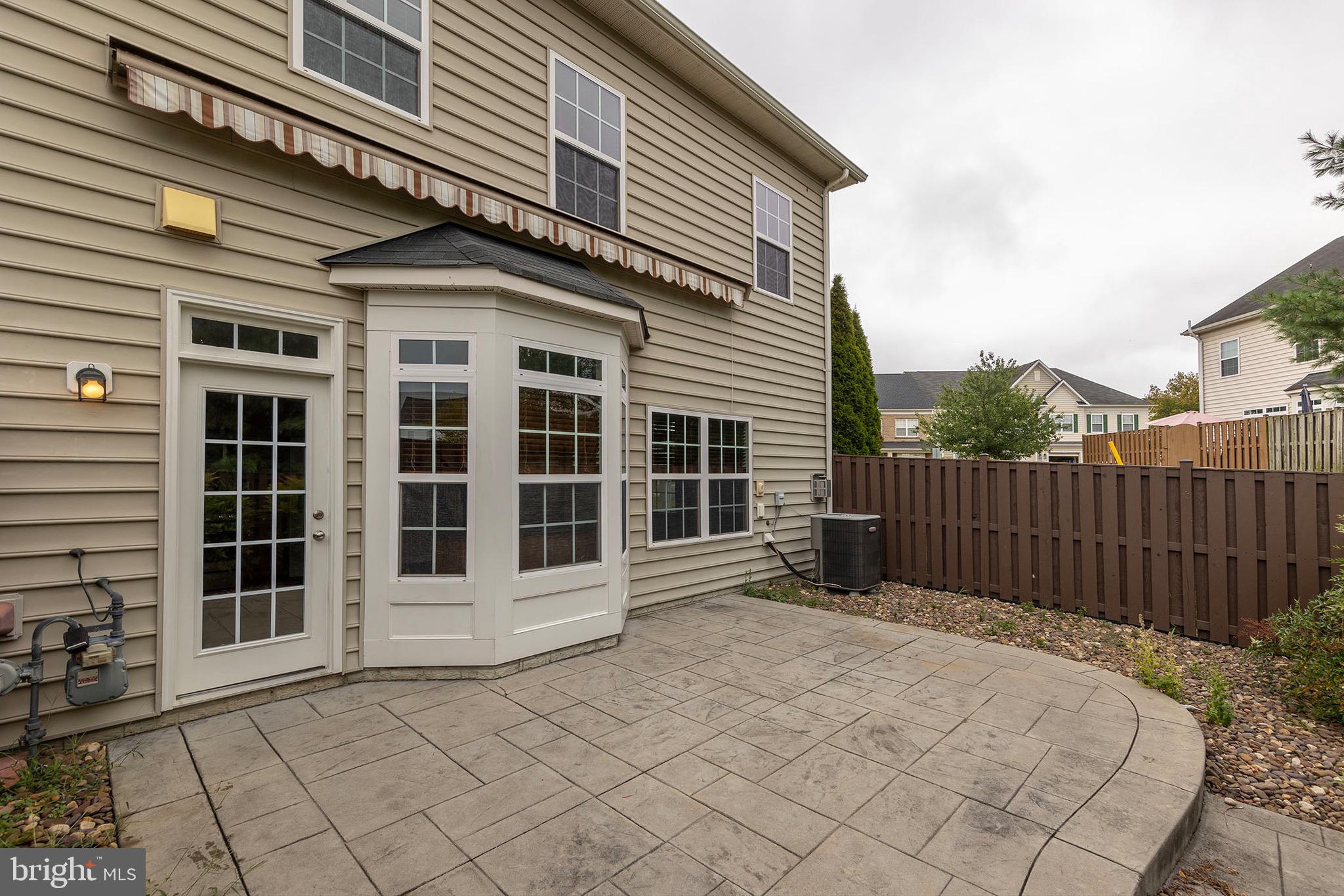 WAKELAND MANOR - Residential