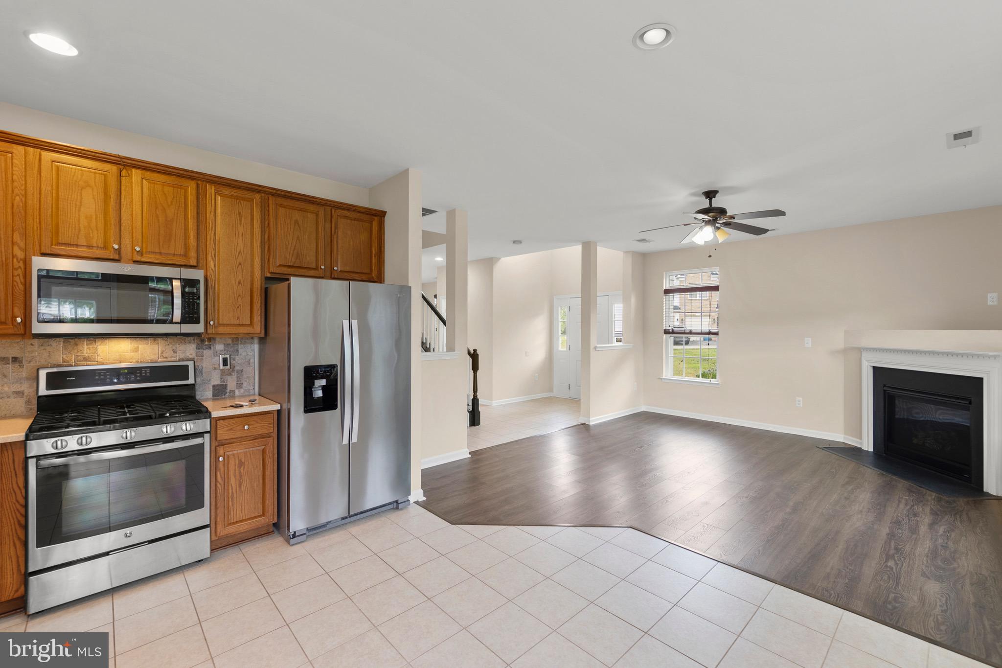 WAKELAND MANOR - Residential