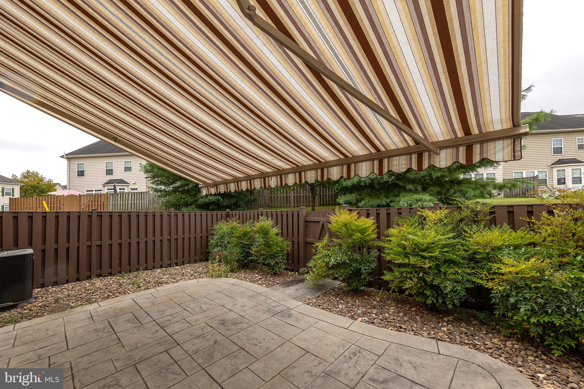 WAKELAND MANOR - Residential