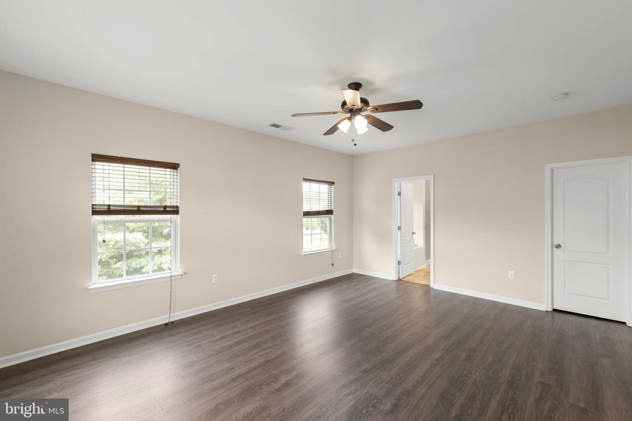 WAKELAND MANOR - Residential