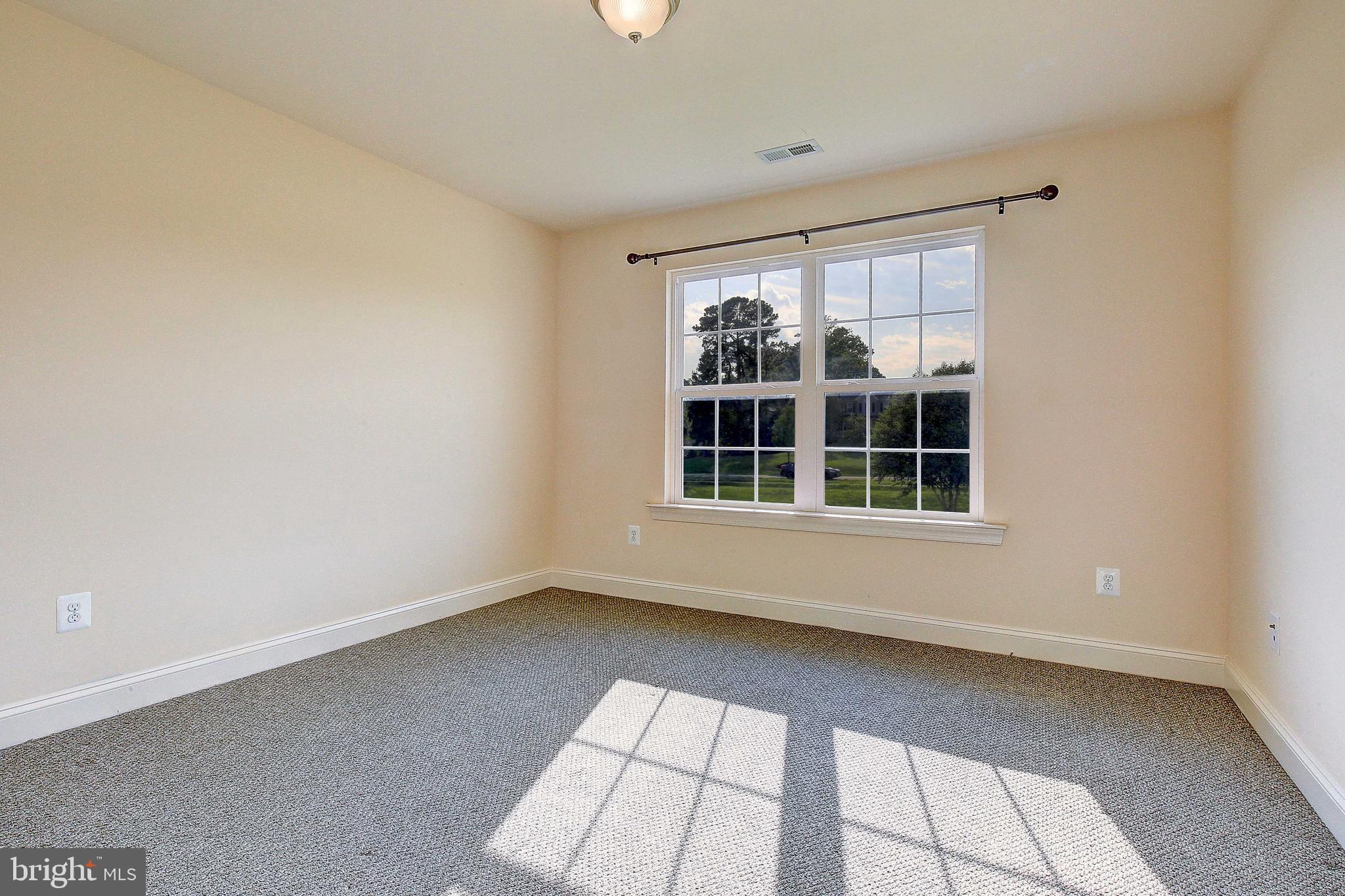 FARMS AT HUNTING CREEK - Residential Lease