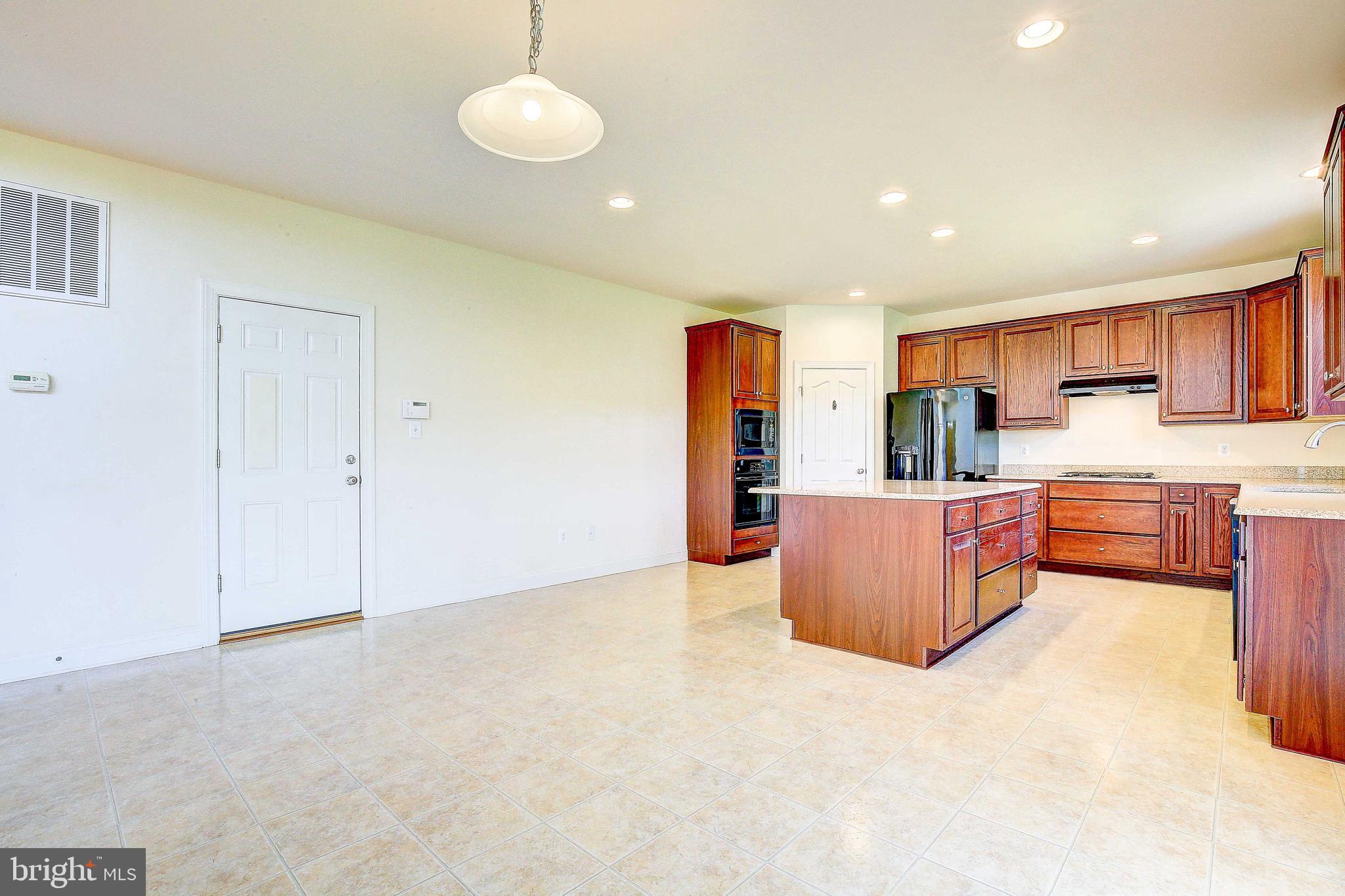 FARMS AT HUNTING CREEK - Residential Lease