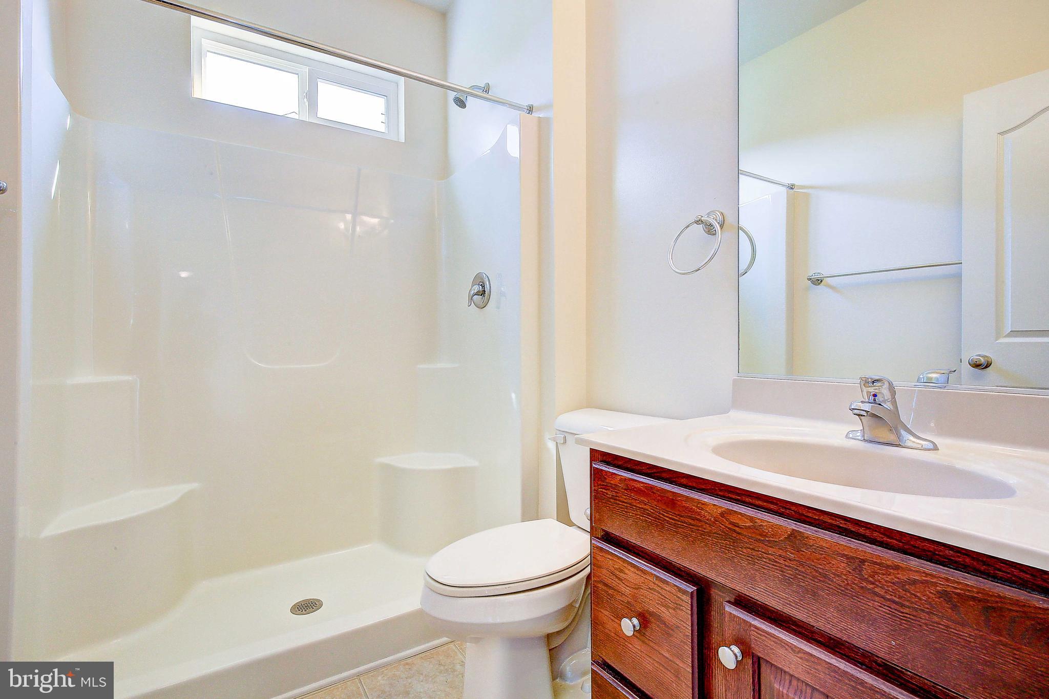 FARMS AT HUNTING CREEK - Residential Lease