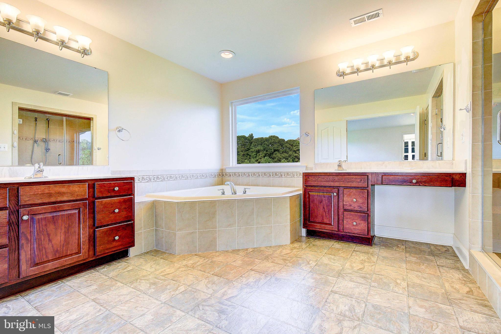 FARMS AT HUNTING CREEK - Residential Lease