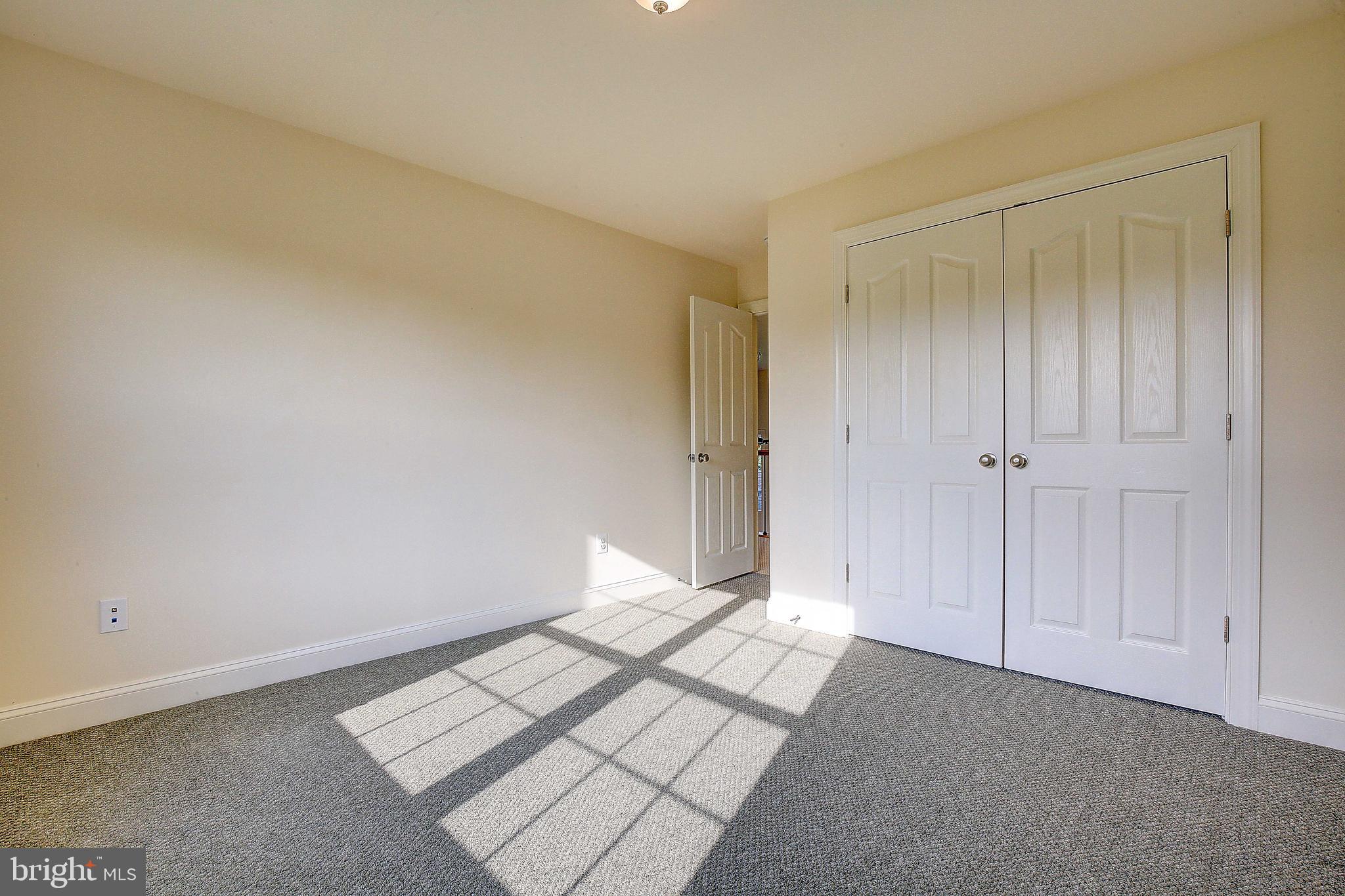 FARMS AT HUNTING CREEK - Residential Lease