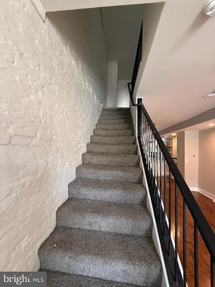 BROADWAY EAST - Residential