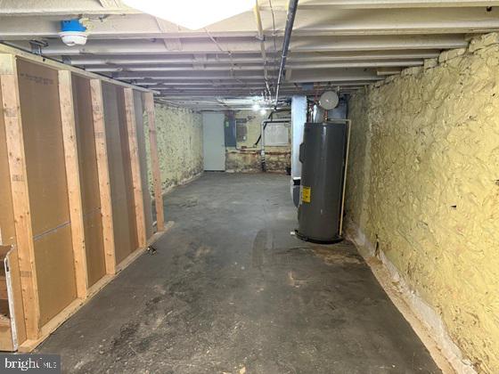 BROADWAY EAST - Residential