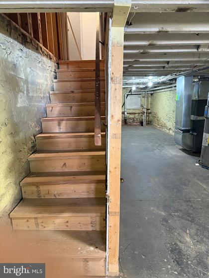 BROADWAY EAST - Residential