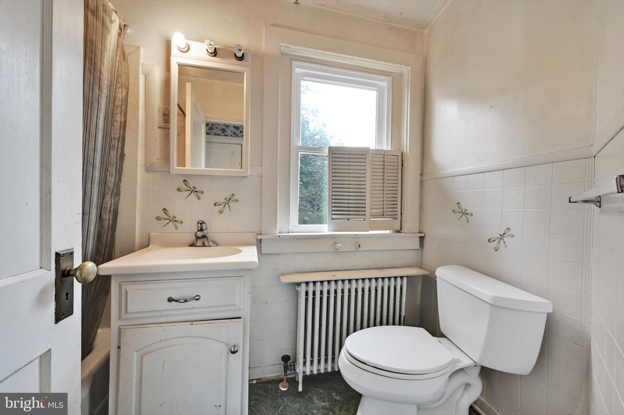 8TH WARD - Residential