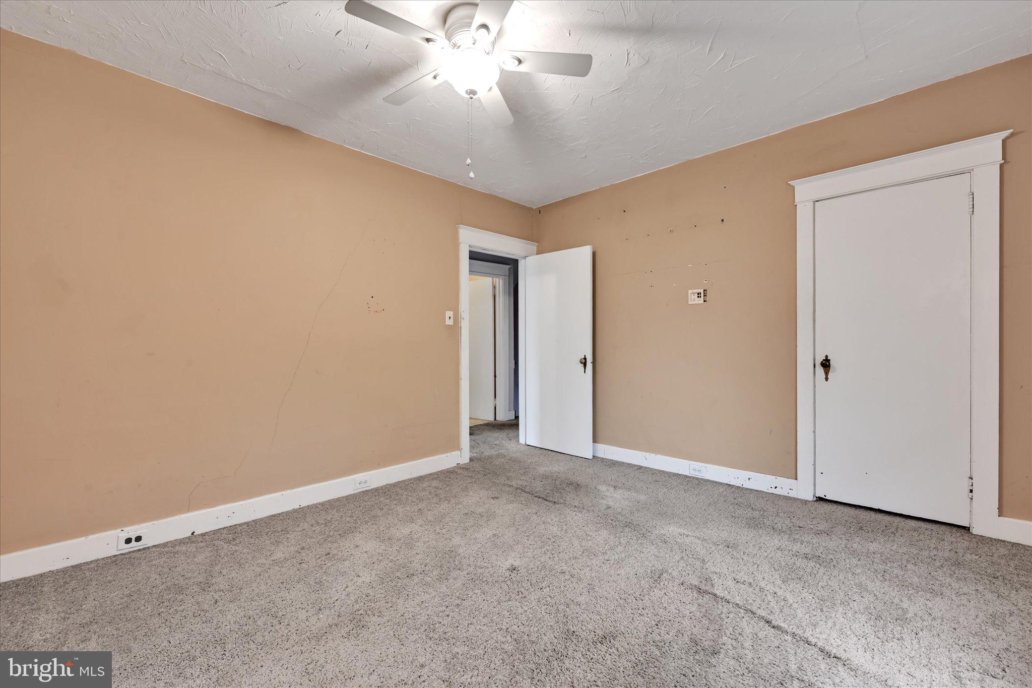 8TH WARD - Residential