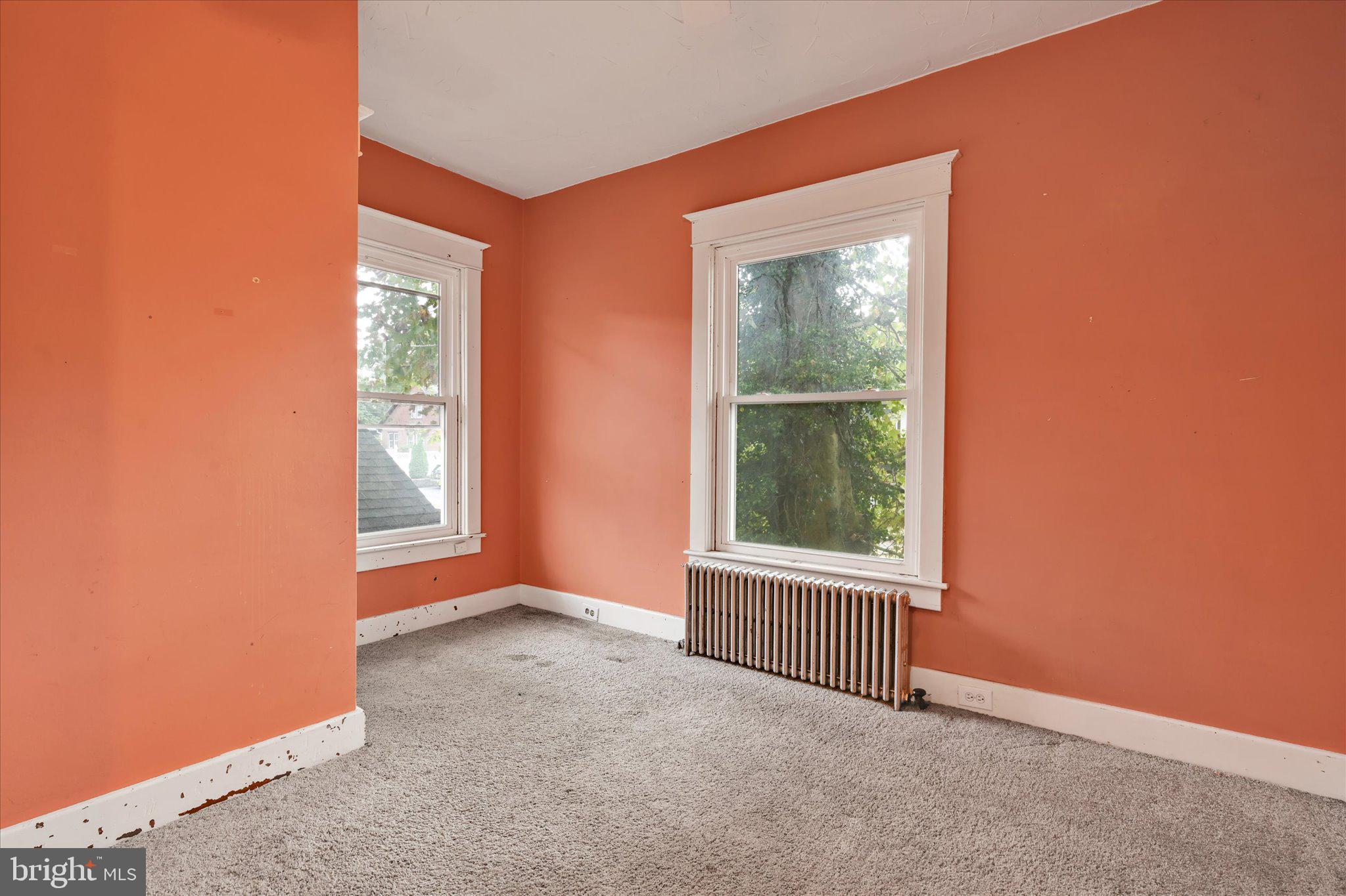 8TH WARD - Residential