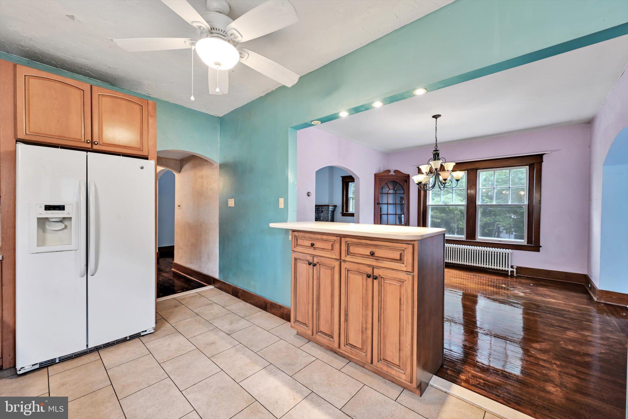 8TH WARD - Residential