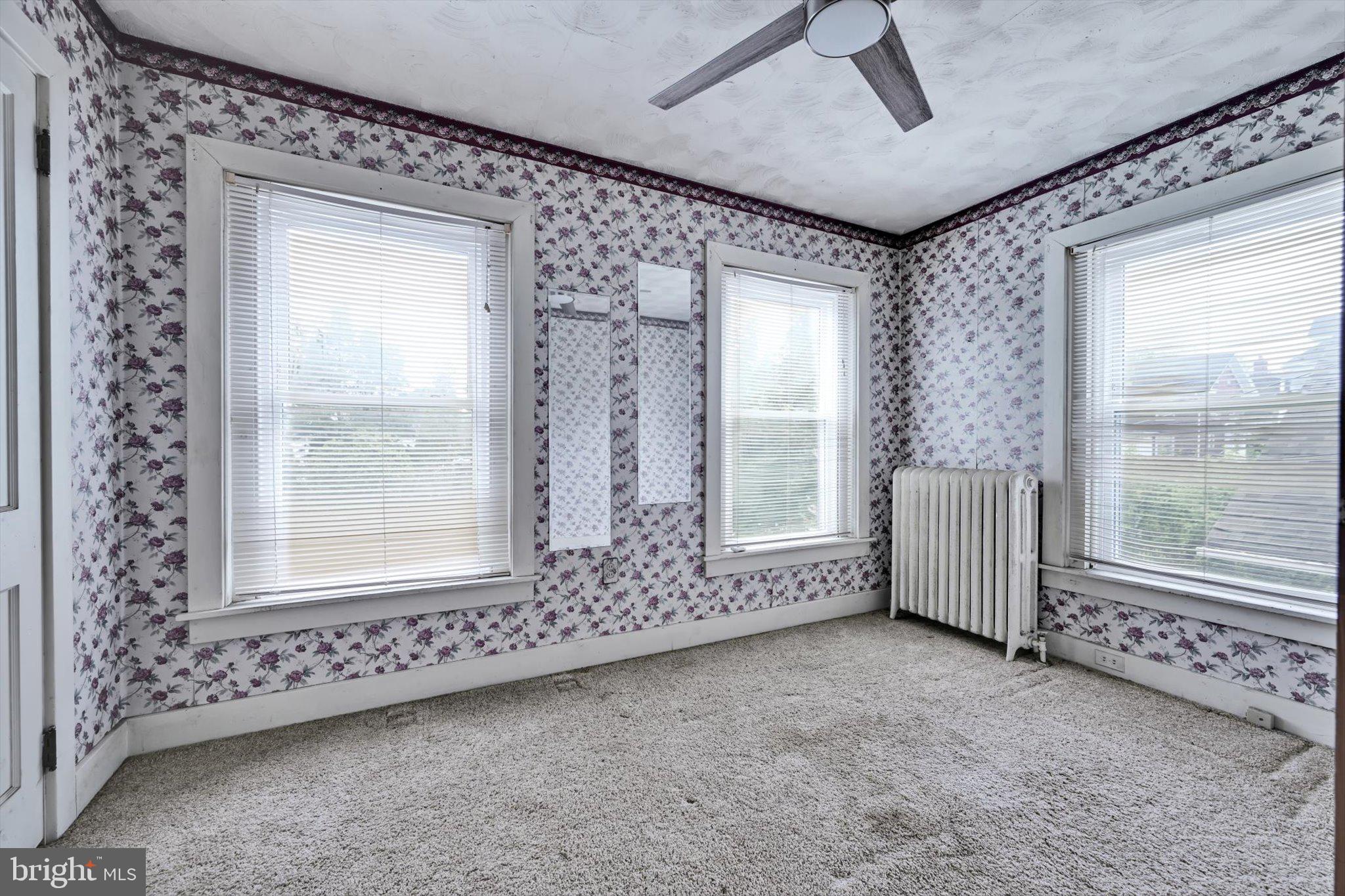 8TH WARD - Residential