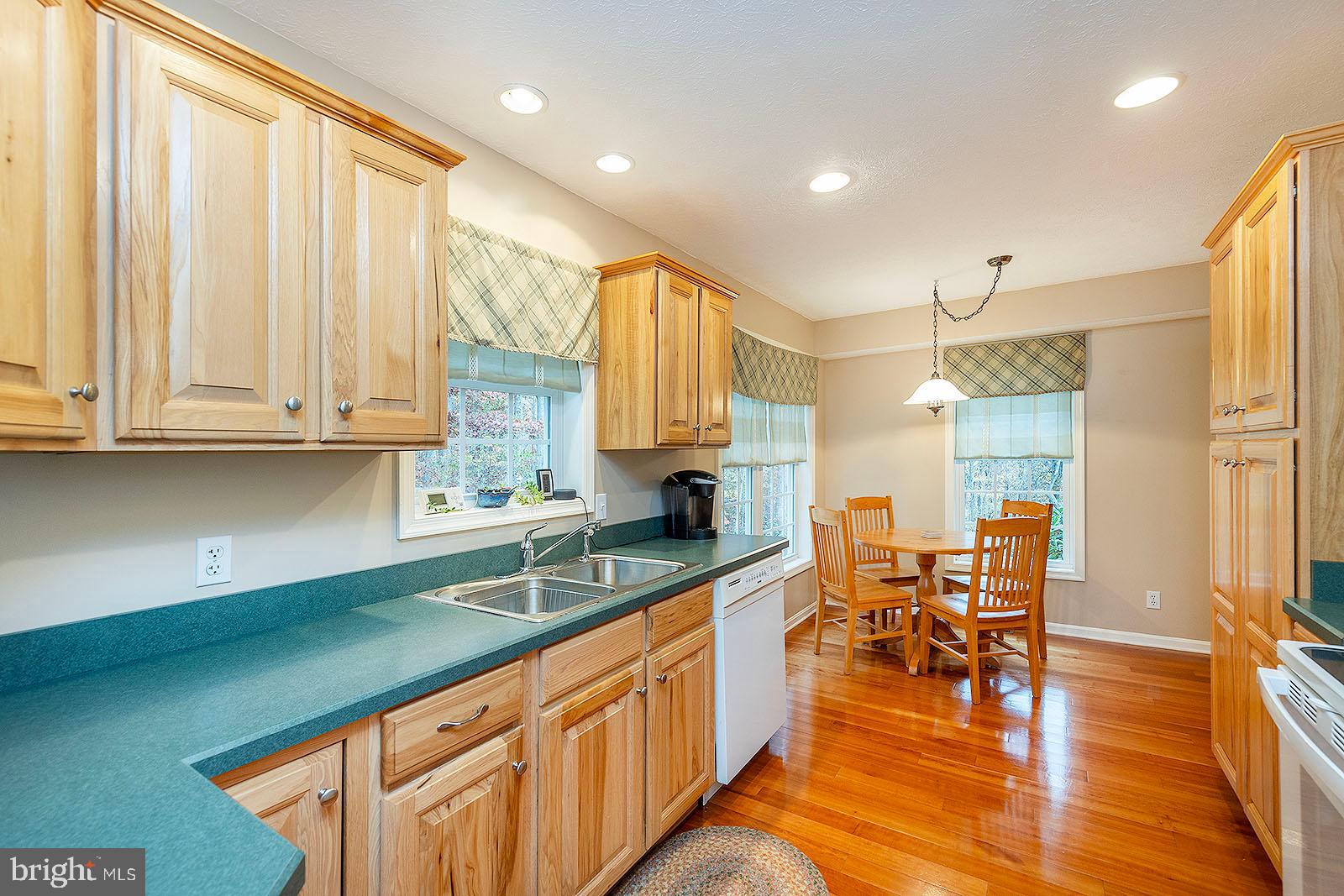 BLACKTHORN RIDGE ESTATES - Residential