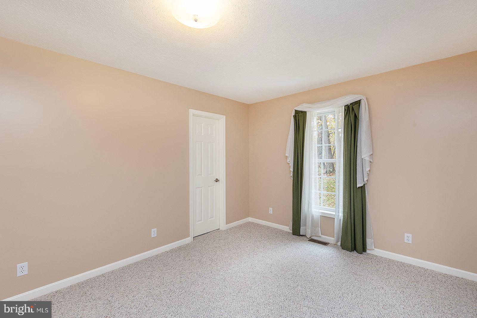 BLACKTHORN RIDGE ESTATES - Residential