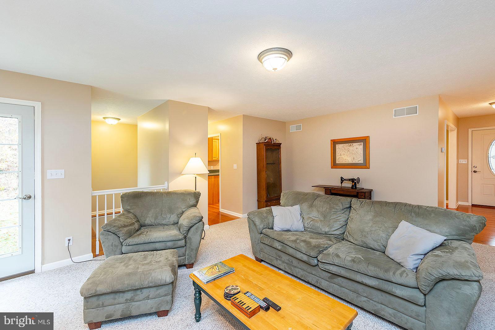 BLACKTHORN RIDGE ESTATES - Residential