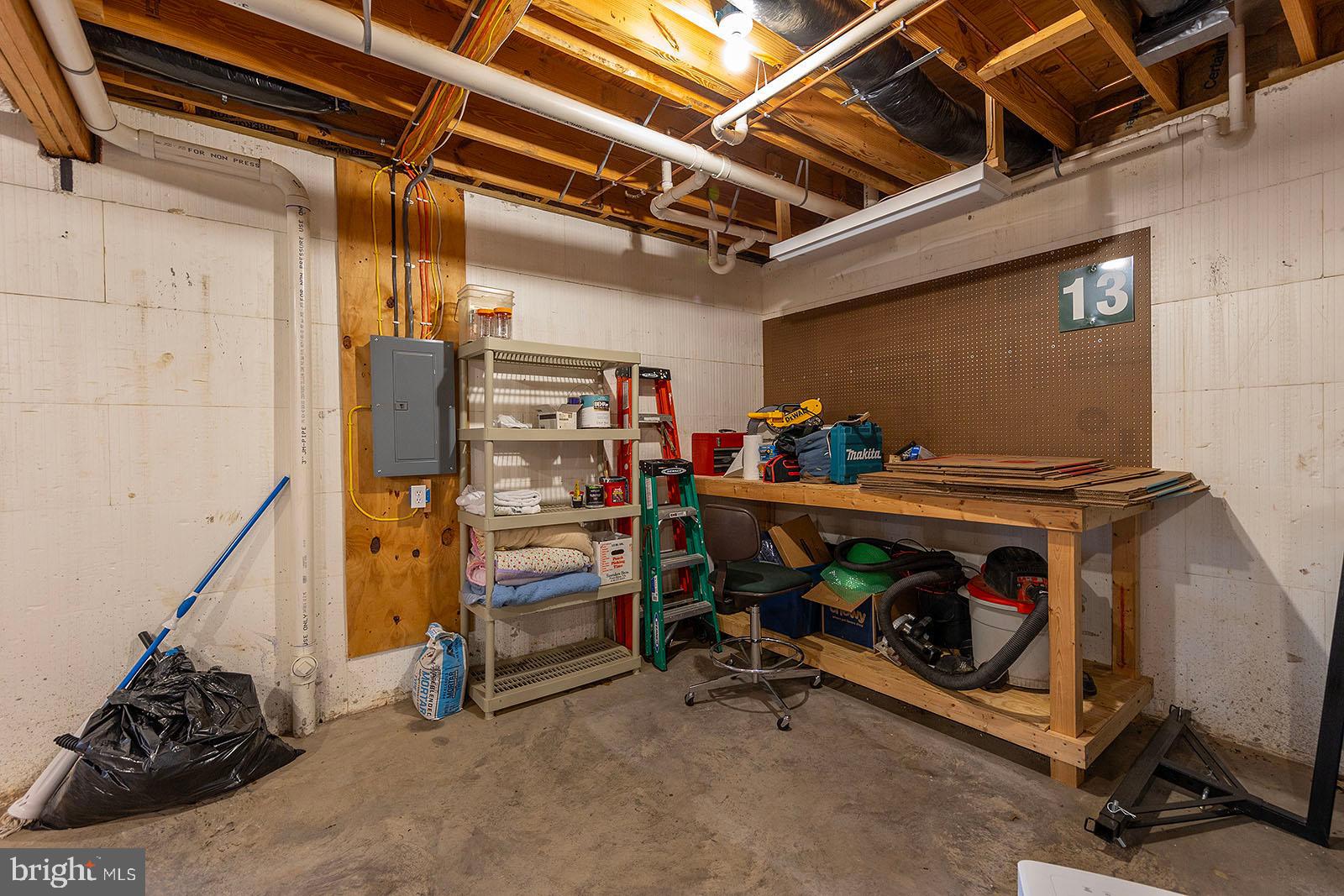 BLACKTHORN RIDGE ESTATES - Residential