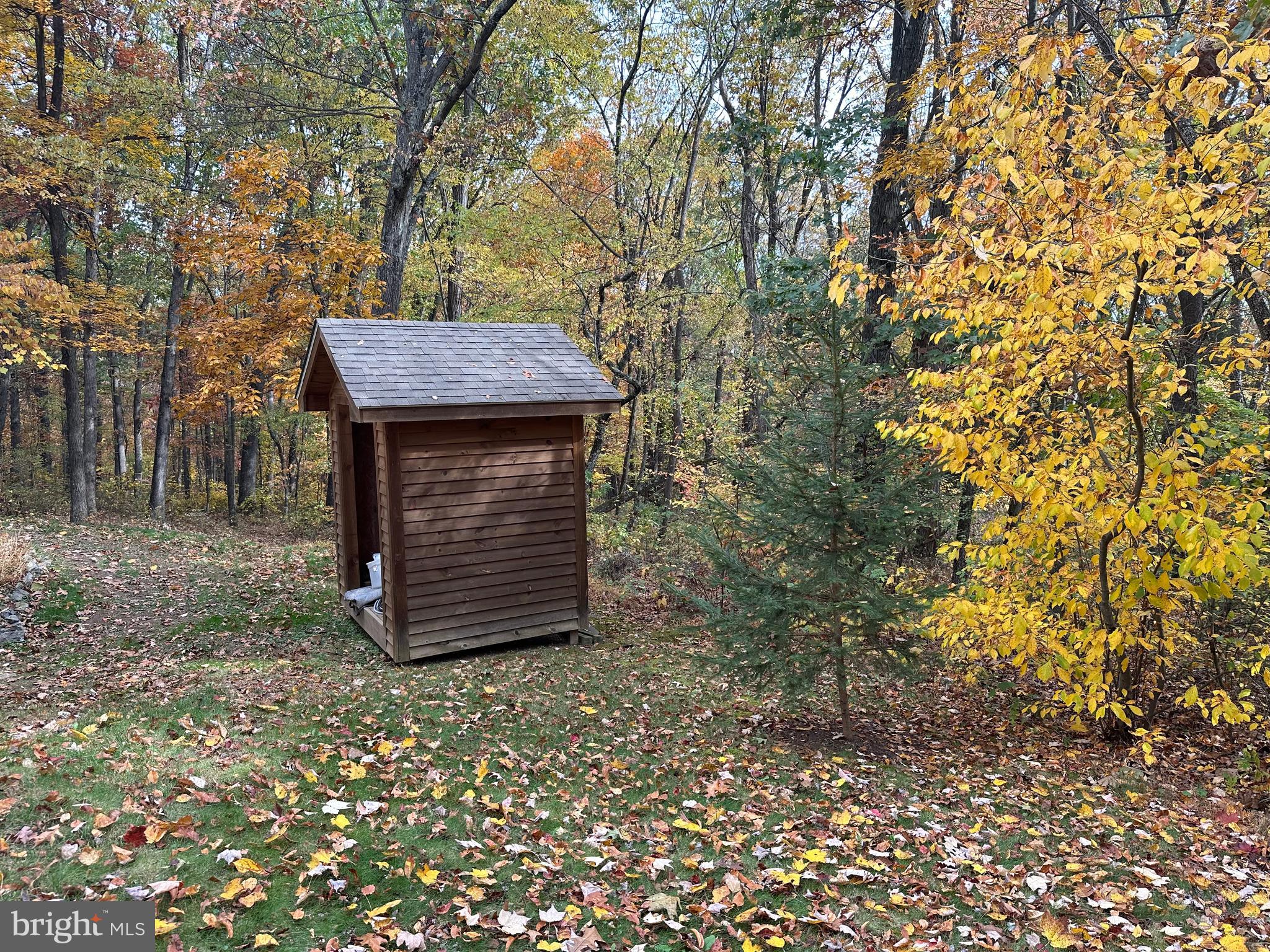 BLACKTHORN RIDGE ESTATES - Residential