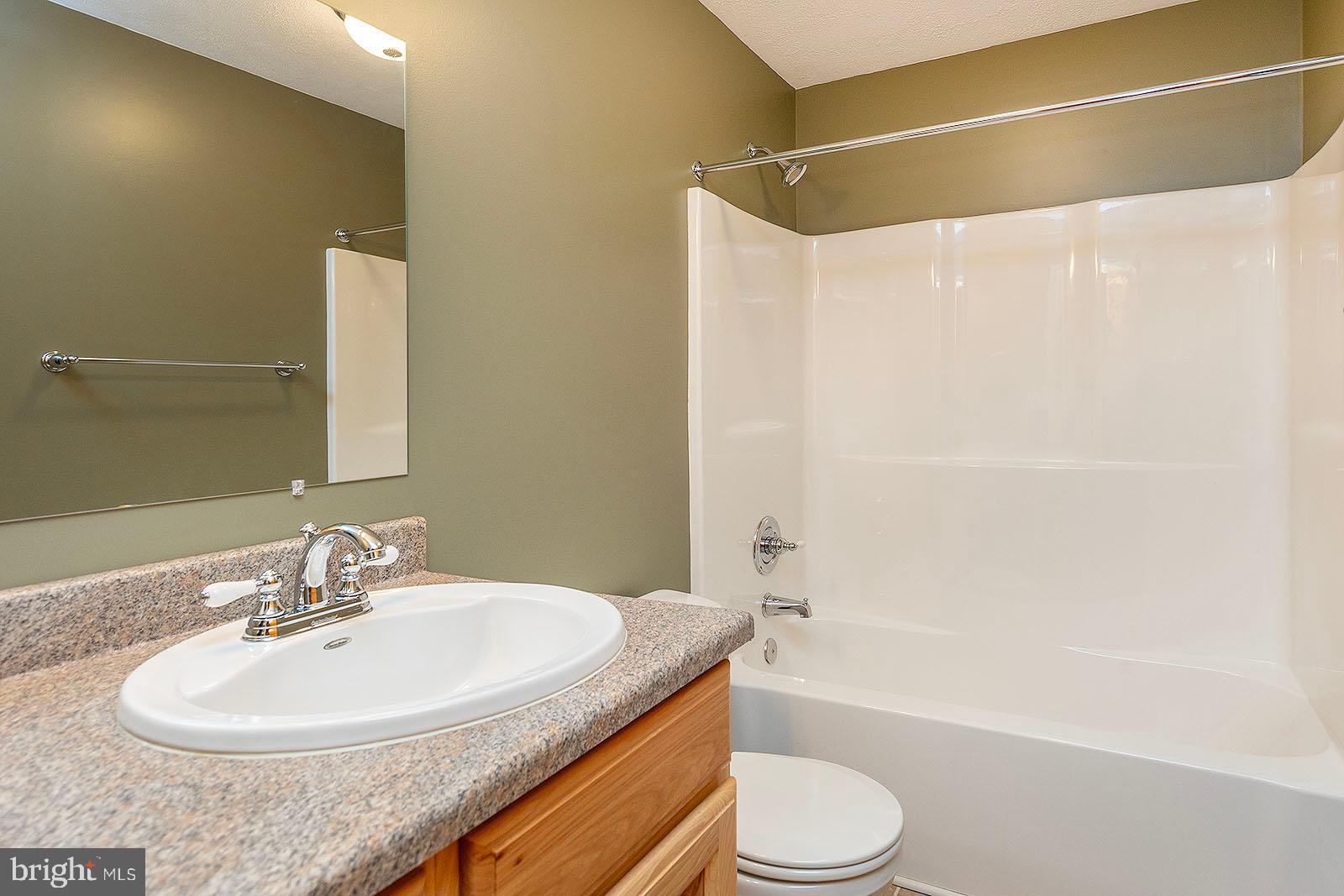 BLACKTHORN RIDGE ESTATES - Residential