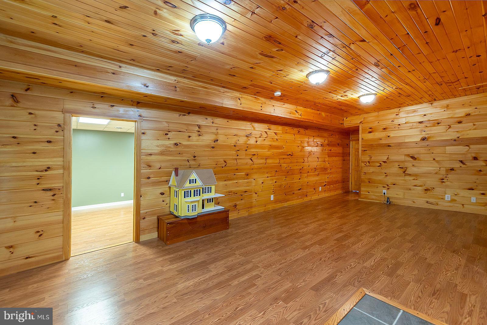 BLACKTHORN RIDGE ESTATES - Residential